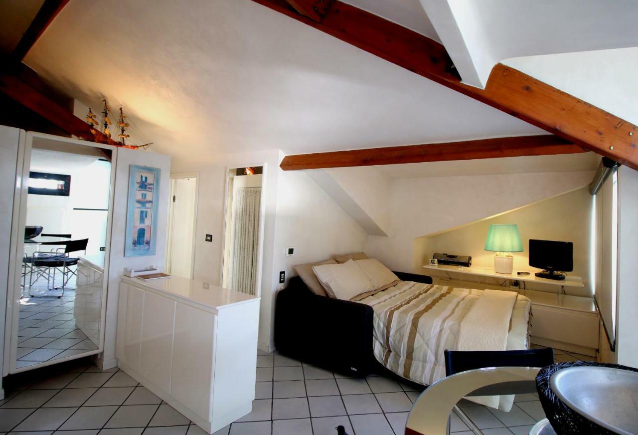 Mansarda Luminosa In Centro Sul Mare - Attic By Sea Apartment Сан Ремо Екстериор снимка
